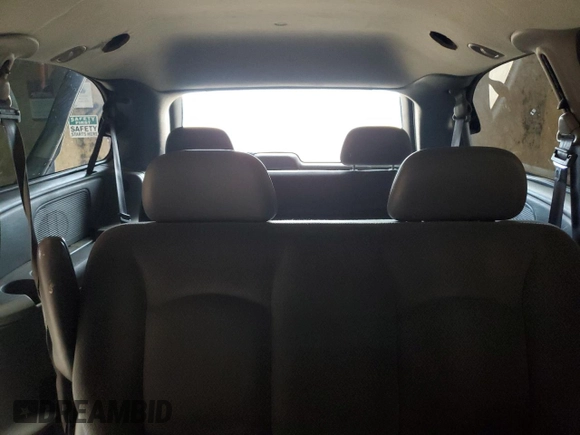 2005 Dodge Caravan SE z VIN 1D4GP24R45B245977, wystawiony jako Copart lot #58262555 z przebiegiem 254 176 mil mil oraz Czysty tytuł • Clean title. Historia ofert i sprzedaży dostępna na DreamBid. Obrazek 10.