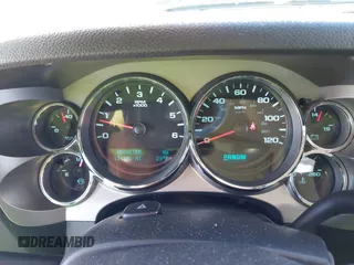 2010 Chevrolet Silverado 1500 LT with VIN 1GCSCSE00AZ153124, listed as a IAAI auction lot 41307647 with 174,991 mi miles and . Bid and sale history available at DreamBid. Image 7.