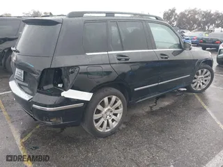 2011 Mercedes-Benz GLK-Class GLK 350 with VIN WDCGG5GB7BF526554, listed as a IAAI auction lot 41807100 with 1 mi miles. Bid and sale history available at carsss.com. Image 4.