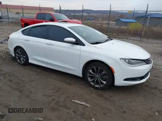 2016 Chrysler 200 S with VIN 1C3CCCBB4GN149792, listed as a IAAI auction lot 40886443 with 106,473 mi miles and . Bid and sale history available at carsss.com. Image 1.