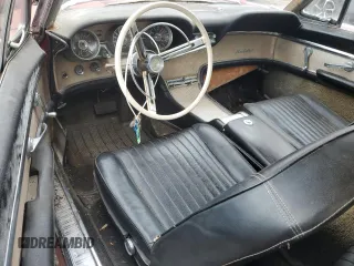 1961 Ford Thunderbird с VIN 1Y71Z157164, выставлен на аукционе Copart как лот 58658465 с пробегом 67 655 миль миль и Списание • Salvage title. История ставок и продаж доступна на DreamBid. Изображение 8.