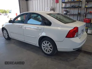 2008 Volvo S40 2.4L z VIN YV1MS382X82375634, wystawiony jako IAAI lot #42324249 z przebiegiem 136 349 mil mil oraz . Historia ofert i sprzedaży dostępna na DreamBid. Obrazek 3.