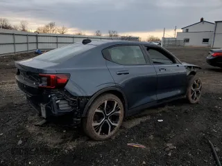 2022 Polestar 2 z VIN LPSED3KA6NL051521, wystawiony jako Copart lot #46434805 z przebiegiem 19 110 mil mil oraz Szkody całkowita. Historia ofert i sprzedaży dostępna na DreamBid. Obrazek 3.