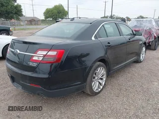 2017 Ford Taurus Limited z VIN 1FAHP2F80HG104374, wystawiony jako IAAI lot #42283261 z przebiegiem 169 378 mil mil oraz . Historia ofert i sprzedaży dostępna na DreamBid. Obrazek 4.
