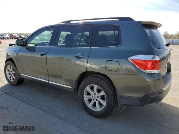 2013 Toyota Highlander with VIN 5TDZK3EH9DS116754, listed as a Copart auction lot 46704665 with 229,423 mi miles and Salvage Title. Bid and sale history available at carsss.com. Image 2.
