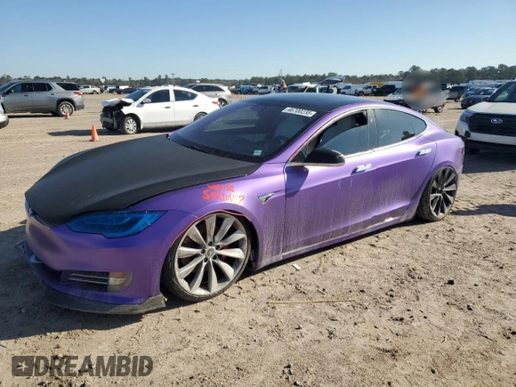 2020 Tesla Model S Performance z VIN 5YJSA1E44LF364189, wystawiony jako Copart lot #46700235 z przebiegiem 52 429 mil mil oraz Szkoda całkowita • Salvage title. Historia ofert i sprzedaży dostępna na DreamBid. Obrazek 1.