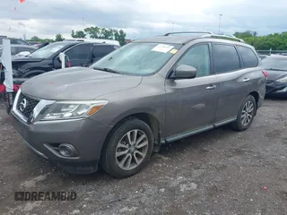 2014 Nissan Pathfinder SL with VIN 5N1AR2MM8EC606005, listed as a IAAI auction lot 42199339 with 152,537 mi miles. Bid and sale history available at carsss.com. Image 2.