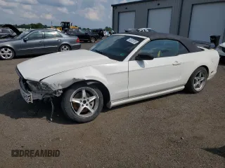 2013 Ford Mustang V6 with VIN 1ZVBP8EM2D5248092, listed as a Copart auction lot 62529765 with 107,771 mi miles and Salvage title. Bid and sale history available at DreamBid. Image 1.