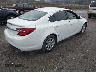 2015 Buick Regal Premium I with VIN 2G4GM5ER4F9183209, listed as a IAAI auction lot 42010479 with 140,545 mi miles. Bid and sale history available at carsss.com. Image 4.