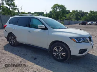 2017 Nissan Pathfinder Platinum with VIN 5N1DR2MM0HC642935, listed as a IAAI auction lot 42423615 with 61,691 mi miles and . Bid and sale history available at DreamBid. Image 1.
