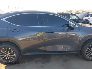 2025 Lexus NX with VIN 2T2GDCAZ4SC021181, listed as a IAAI auction lot 40977260 with 1,540 mi miles. Bid and sale history available at carsss.com. Image 14.