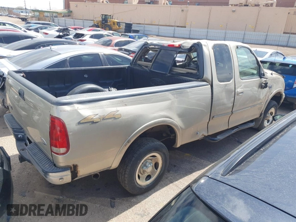2000 Ford F-150 XL with VIN 1FTRX18LXYKA36124, listed as a Copart auction lot 51650385 with 0 mi miles and Salvage Title. Bid and sale history available at carsss.com. Image 3.