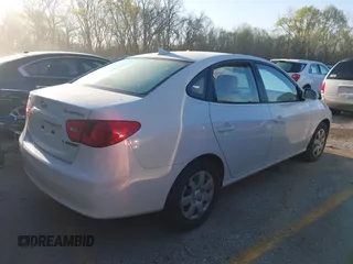 2009 Hyundai Elantra SE z VIN KMHDU46D99U680134, wystawiony jako IAAI lot #41882799 z przebiegiem 156 517 mil mil oraz . Historia ofert i sprzedaży dostępna na DreamBid. Obrazek 4.