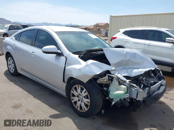 2011 Mazda Mazda6 i Sport with VIN 1YVHZ8BH9B5M27347, listed as a IAAI auction lot 41922553 with 147,573 mi miles. Bid and sale history available at carsss.com. Image 1.
