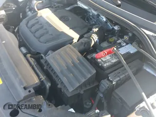 2024 Volkswagen Tiguan SE R-Line Black с VIN 3VV8B7AX4RM064815, выставлен на аукционе IAAI как лот 42993034 с пробегом 12 255 миль миль и . История ставок и продаж доступна на DreamBid. Изображение 20.