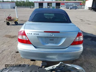 2008 Mercedes-Benz CLK 350 z VIN WDBTK56F98T098874, wystawiony jako IAAI lot #42236820 z przebiegiem 86 870 mil mil oraz . Historia ofert i sprzedaży dostępna na DreamBid. Obrazek 17.