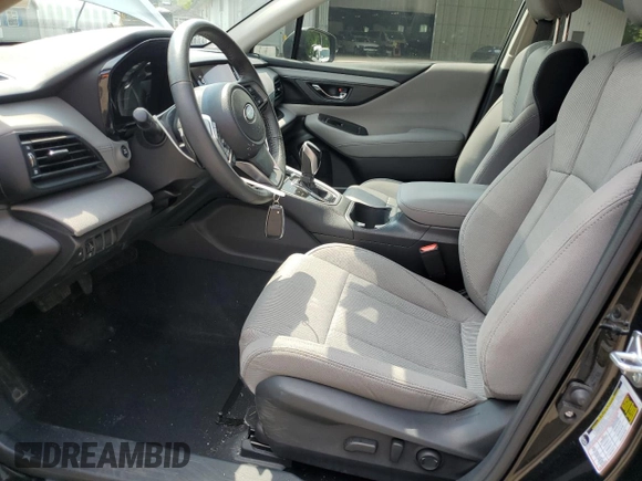 2024 Subaru Legacy Premium z VIN 4S3BWAF65R3009698, wystawiony jako Copart lot #60721555 z przebiegiem 18 847 mil mil oraz Szkoda całkowita • Salvage title. Historia ofert i sprzedaży dostępna na DreamBid. Obrazek 7.