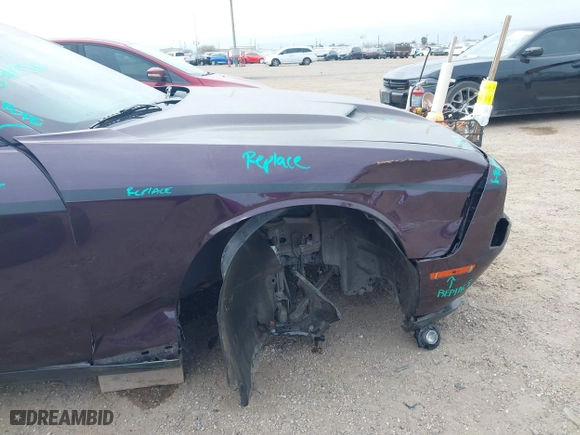 2020 Dodge Challenger SXT with VIN 2C3CDZAG1LH253771, listed as a IAAI auction lot 41598106 with 41,946 mi miles. Bid and sale history available at carsss.com. Image 6.
