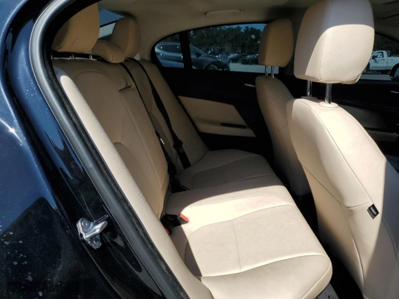 2018 Jaguar XE 25t with VIN SAJAR4FX1JCP34265, listed as a Copart auction lot 75248994 with 69,215 mi miles and Salvage Title. Bid and sale history available at carsss.com. Image 10.