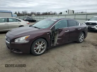 2014 Nissan Maxima SV z VIN 1N4AA5AP1EC439245, wystawiony jako Copart lot #51591765 z przebiegiem 161 242 mil mil oraz Szkoda całkowita • Salvage title. Historia ofert i sprzedaży dostępna na DreamBid. Obrazek 1.