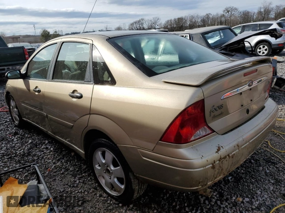 2001 Ford Focus ZTS with VIN 1FAFP38381W291194, listed as a Copart auction lot 43190085 with 131,339 mi miles and Salvage Title. Bid and sale history available at carsss.com. Image 2.