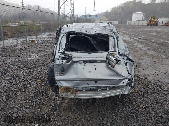 2023 Toyota RAV4 SE с VIN JTMAB3FV3PD159200, выставлен на аукционе IAAI как лот 42040197 с пробегом 5 291 миль миль и . История ставок и продаж доступна на DreamBid. Изображение 16.