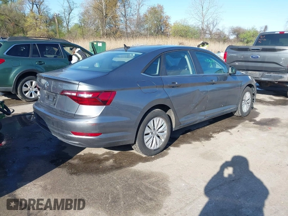 2020 Volkswagen Jetta S with VIN 3VWCB7BU6LM027864, listed as a IAAI auction lot 41876598 with 118,084 mi miles and . Bid and sale history available at DreamBid. Image 4.