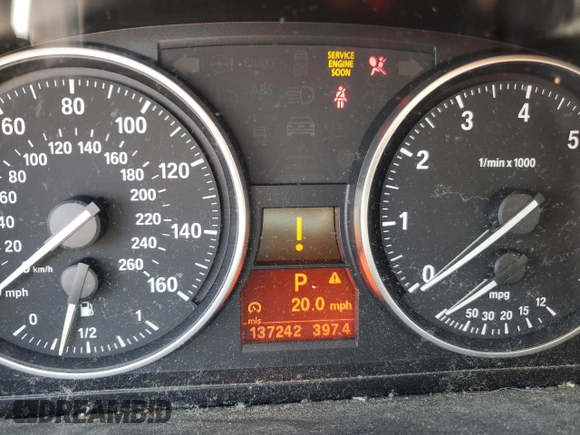 2011 BMW 3 Series 328i xDrive with VIN WBAPK5C5XBF123721, listed as a Copart auction lot 56071445 with 137,242 mi miles and Salvage title. Bid and sale history available at DreamBid. Image 9.