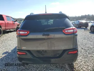 2018 Jeep Cherokee Latitude with VIN 1C4PJLCB2JD604797, listed as a Copart auction lot 47785685 with Not Provided miles and Salvage Title. Bid and sale history available at carsss.com. Image 6.