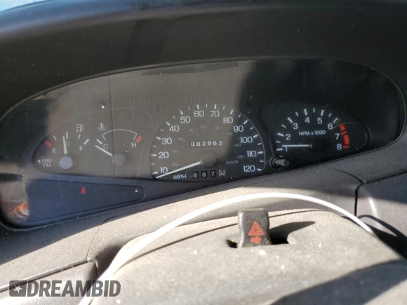 2001 Ford Escort ZX2 with VIN 3FAFP11351R212663, listed as a Copart auction lot 47680865 with 82,862 mi miles and Clean Title. Bid and sale history available at carsss.com. Image 9.