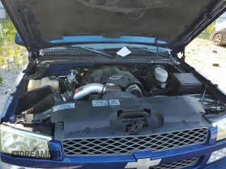 2003 Chevrolet Silverado SS z VIN 2GCEK19N331336514, wystawiony jako Copart lot #58198544 z przebiegiem 123 463 mil mil oraz Szkody całkowita. Historia ofert i sprzedaży dostępna na DreamBid. Obrazek 12.