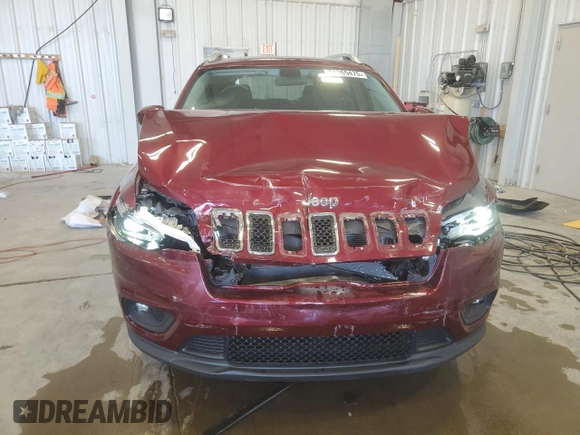 2019 Jeep Cherokee Latitude with VIN 1C4PJMCX0KD156840, listed as a Copart auction lot 56309475 with 25,320 mi miles and Salvage title. Bid and sale history available at DreamBid. Image 5.
