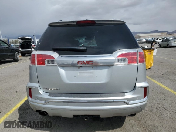 2017 GMC Terrain Denali z VIN 2GKALREK9H6104536, wystawiony jako Copart lot #51504095 z przebiegiem 63 094 mil mil oraz Szkoda całkowita • Salvage title. Historia ofert i sprzedaży dostępna na DreamBid. Obrazek 6.