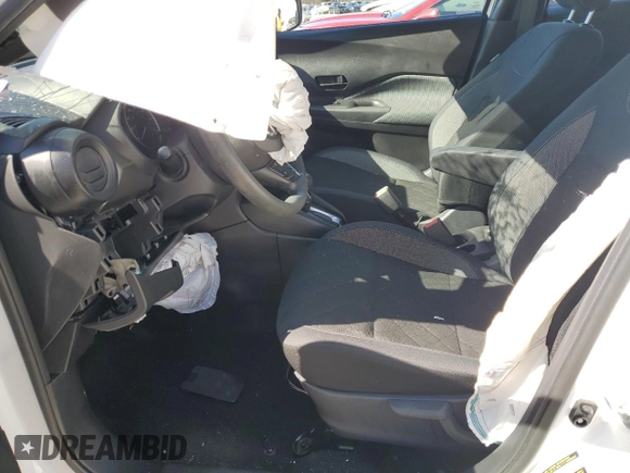 2020 Nissan Kicks S z VIN 3N1CP5BVXLL481108, wystawiony jako Copart lot #43599265 z przebiegiem 34 862 mil mil oraz Szkoda całkowita • Salvage title. Historia ofert i sprzedaży dostępna na DreamBid. Obrazek 7.
