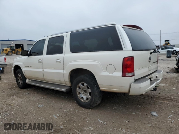 2005 Cadillac Escalade ESV z VIN 3GYFK66N05G258557, wystawiony jako Copart lot #46943305 z przebiegiem 246 719 mil mil oraz Tytuł czysty. Historia ofert i sprzedaży dostępna na DreamBid. Obrazek 2.