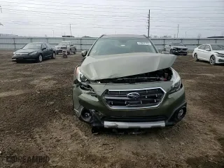 2017 Subaru Outback Touring with VIN 4S4BSETC2H3240923, listed as a Copart auction lot 43824105 with 43,629 mi miles and Salvage Title. Bid and sale history available at carsss.com. Image 10.