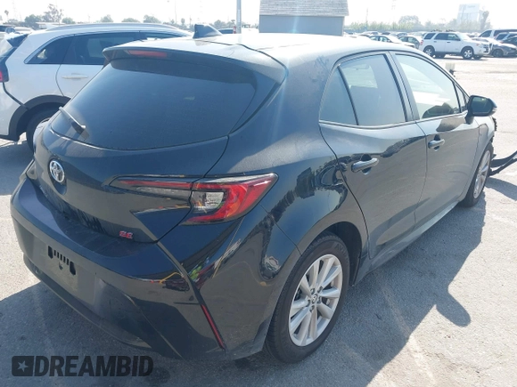 2024 Toyota Corolla Hatchback SE with VIN JTND4MBE5R3221641, listed as a IAAI auction lot 41979844 with 20,902 mi miles. Bid and sale history available at carsss.com. Image 4.