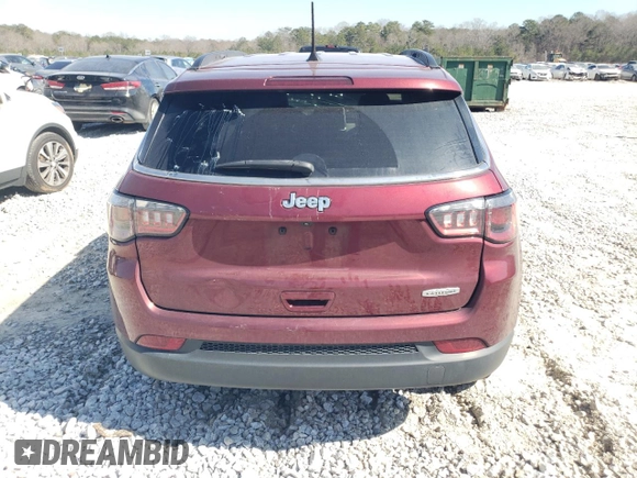 2022 Jeep Compass Latitude with VIN 3C4NJCBB2NT119391, listed as a Copart auction lot 46144465 with 82,636 mi miles and Salvage Title. Bid and sale history available at carsss.com. Image 6.