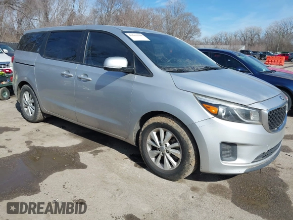 2016 Kia Sedona L with VIN KNDMA5C17G6103195, listed as a IAAI auction lot 41663528 with 322,257 mi miles. Bid and sale history available at carsss.com. Image 1.