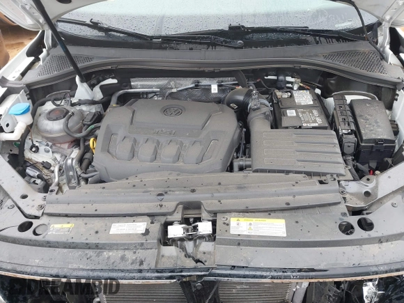 2021 Volkswagen Tiguan S z VIN 3VV1B7AX6MM077365, wystawiony jako IAAI lot #41762764 z przebiegiem 46 338 mil mil oraz . Historia ofert i sprzedaży dostępna na DreamBid. Obrazek 10.