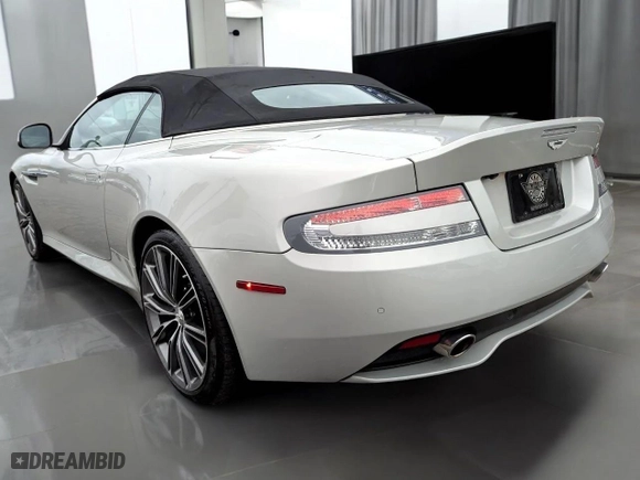 2015 Aston Martin DB9 with VIN SCFFDAFM0FGB167XX, listed as a Copart auction lot 52844965 with 20,044 mi miles and Clean Title. Bid and sale history available at carsss.com. Image 3.