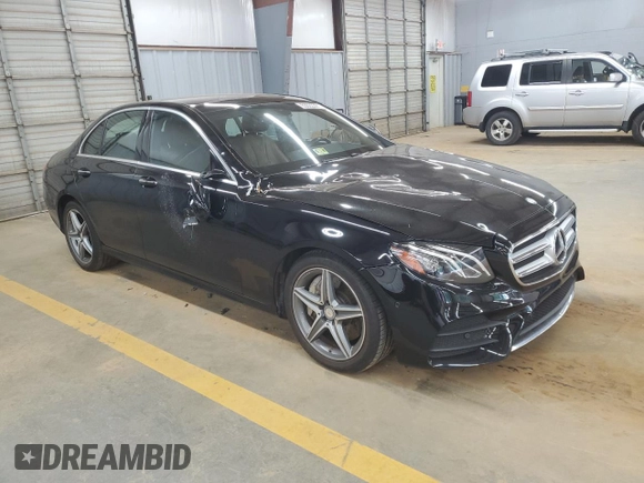 2017 Mercedes-Benz E 300 Luxury with VIN WDDZF4KB5HA054823, listed as a Copart auction lot 63022395 with 60,890 mi miles and Salvage title. Bid and sale history available at DreamBid. Image 4.