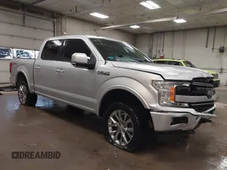 2018 Ford F-150 XL with VIN 1FTEW1E58JFB77571, listed as a IAAI auction lot 41364380 with 92,231 mi miles. Bid and sale history available at carsss.com. Image 1.