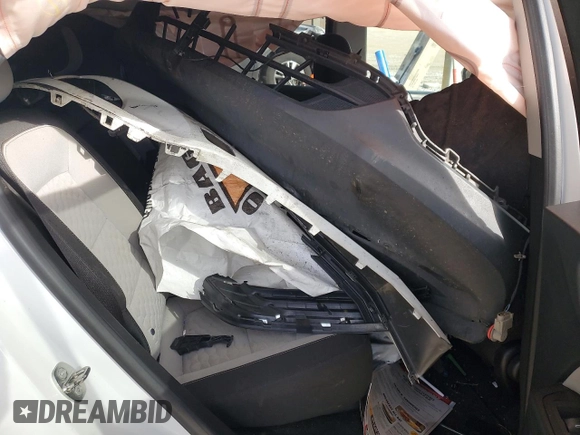 2019 Chevrolet Equinox LT z VIN 2GNAXTEVXK6174262, wystawiony jako Copart lot #43207345 z przebiegiem Nie podano mil oraz Szkoda całkowita • Salvage title. Historia ofert i sprzedaży dostępna na DreamBid. Obrazek 10.