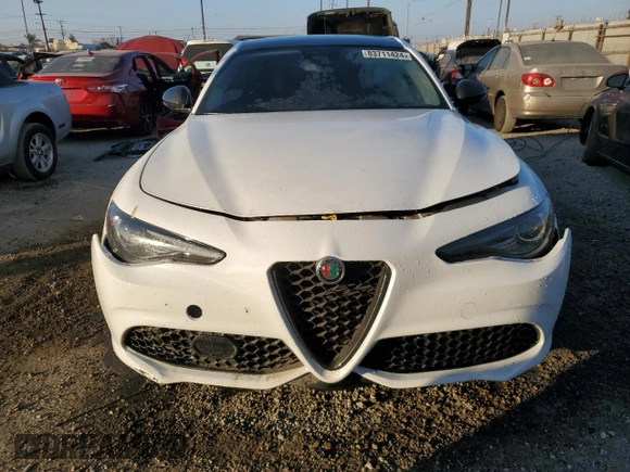 2019 Alfa Romeo Giulia Sport with VIN ZARFAMAN1K7613723, listed as a Copart auction lot 83711424 with 0 mi miles and Salvage Title. Bid and sale history available at carsss.com. Image 5.