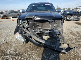 2011 Lincoln Navigator z VIN 5LMJJ2H54BEJ04714, wystawiony jako Copart lot #83490764 z przebiegiem 82 685 mil mil oraz Szkoda całkowita • Salvage title. Historia ofert i sprzedaży dostępna na DreamBid. Obrazek 5.