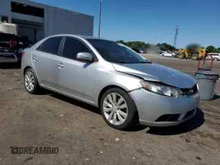 2010 Kia Forte SX с VIN KNAFW4A32A5054166, выставлен на аукционе Copart как лот 54327235 с пробегом 112 370 миль миль и Чистый • Clean title. История ставок и продаж доступна на DreamBid. Изображение 4.