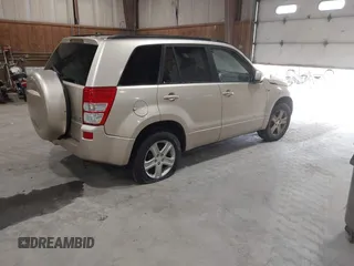2006 Suzuki Grand Vitara Luxury with VIN JS3TD947464102420, listed as a IAAI auction lot 42453730 with 135,370 mi miles and . Bid and sale history available at DreamBid. Image 4.