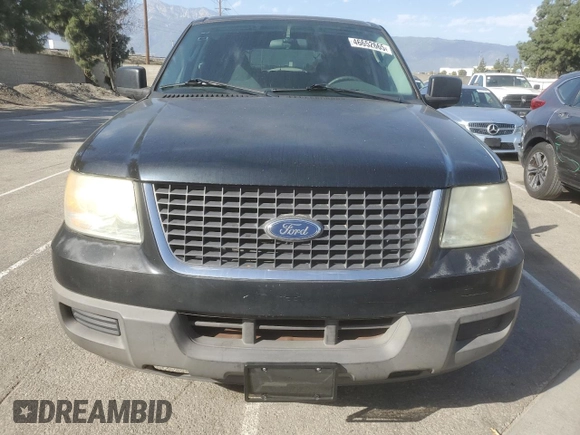 2004 Ford Expedition XLS with VIN 1FMRU13W04LB18695, listed as a Copart auction lot 46652665 with 198,651 mi miles and Salvage Title. Bid and sale history available at carsss.com. Image 5.