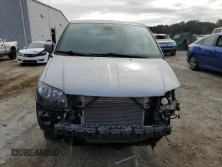 2019 Dodge Grand Caravan SXT with VIN 2C7WDGCG5KR796207, listed as a Copart auction lot 86477744 with 31,516 mi miles and Salvage Title. Bid and sale history available at DreamBid. Image 5.